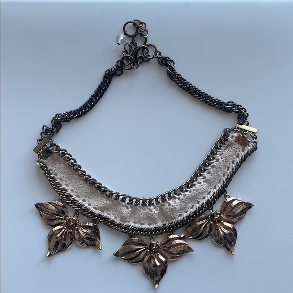 Vintage-look necklace